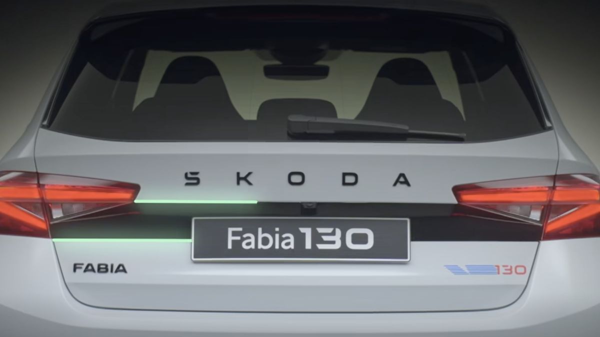 Škodovka poodhaluje tajemnou Fabii šmrncnutou motorsportem! Mrkněte na první detaily